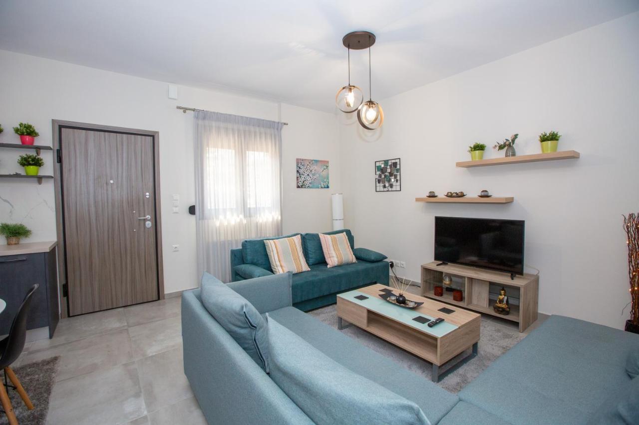 Modern Lake View Apartment Ioannina Exterior photo